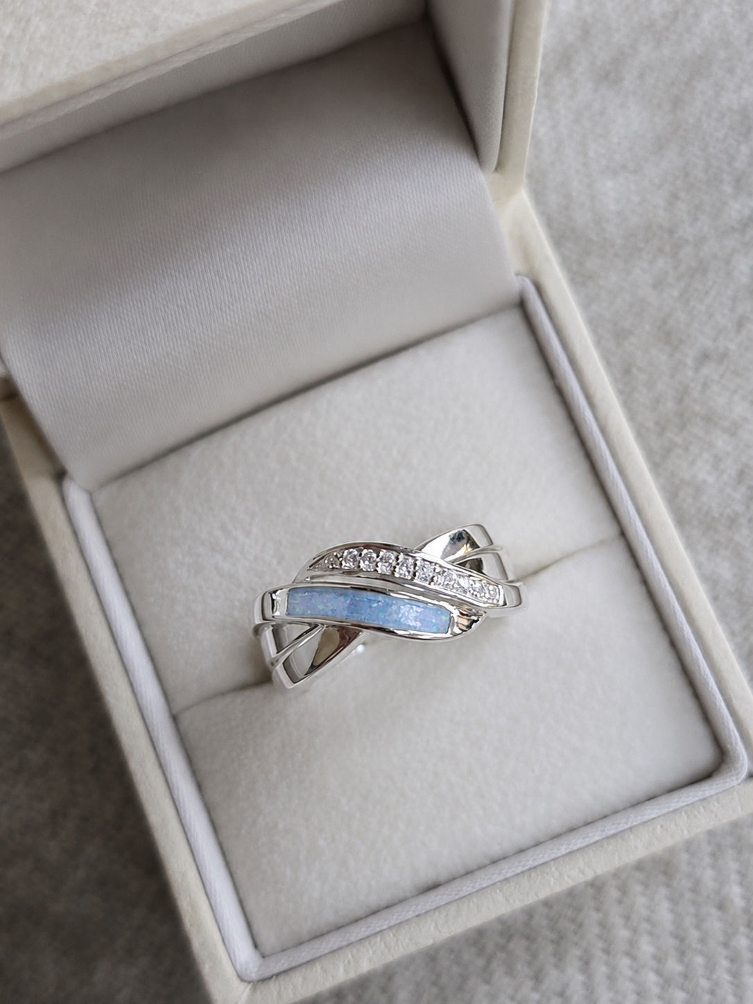 Damo Double Cross Over Memorial Ring