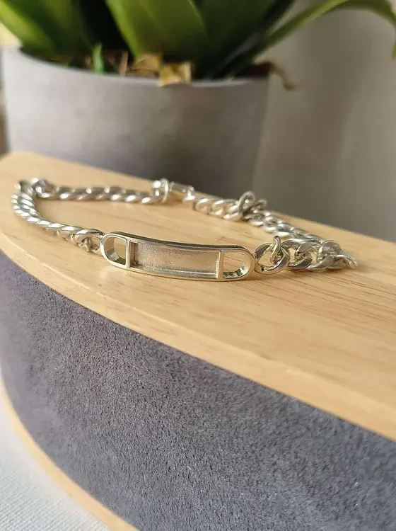 Thumbnail: Gents Memorial Curb Bracelet