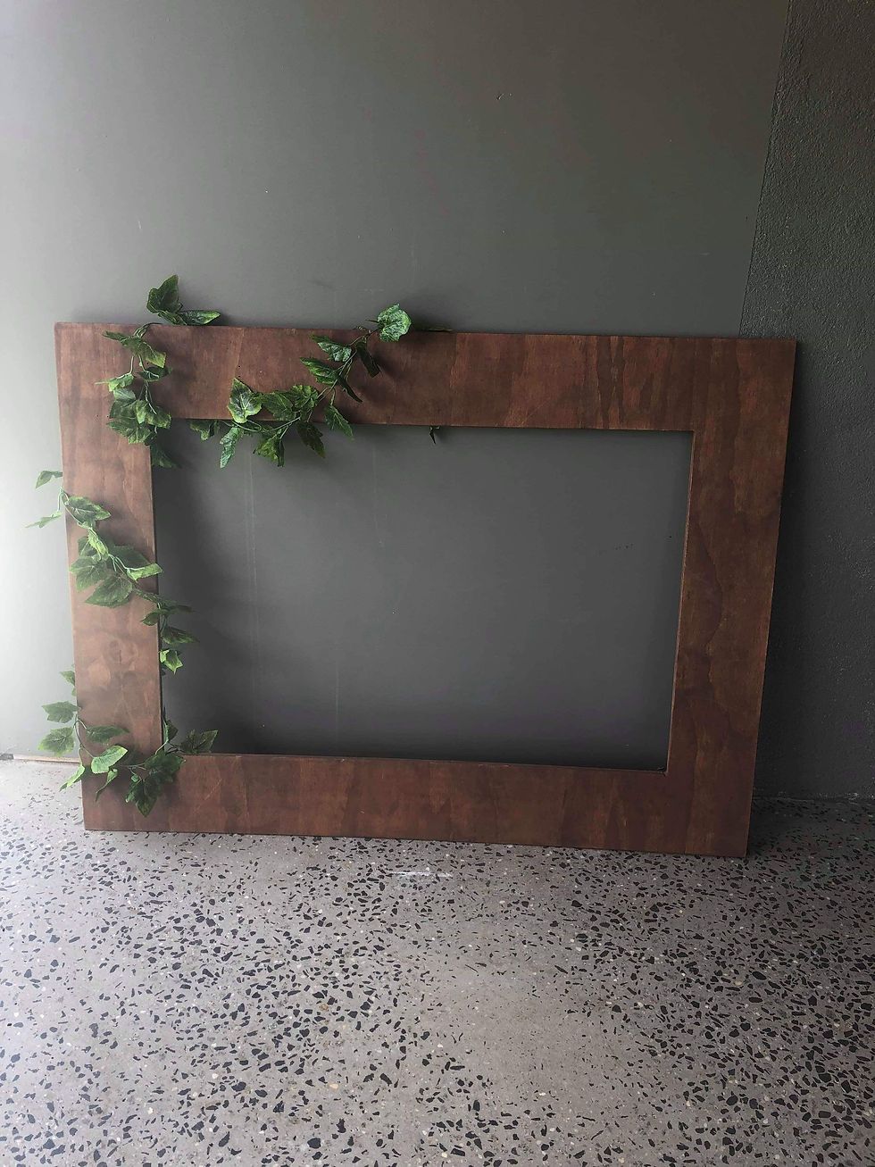 Thumbnail: VINTAGE PHOTO BOOTH FRAME
