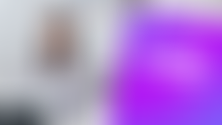 Freelancer working on laptop with icons of flexibility, independence, and risks