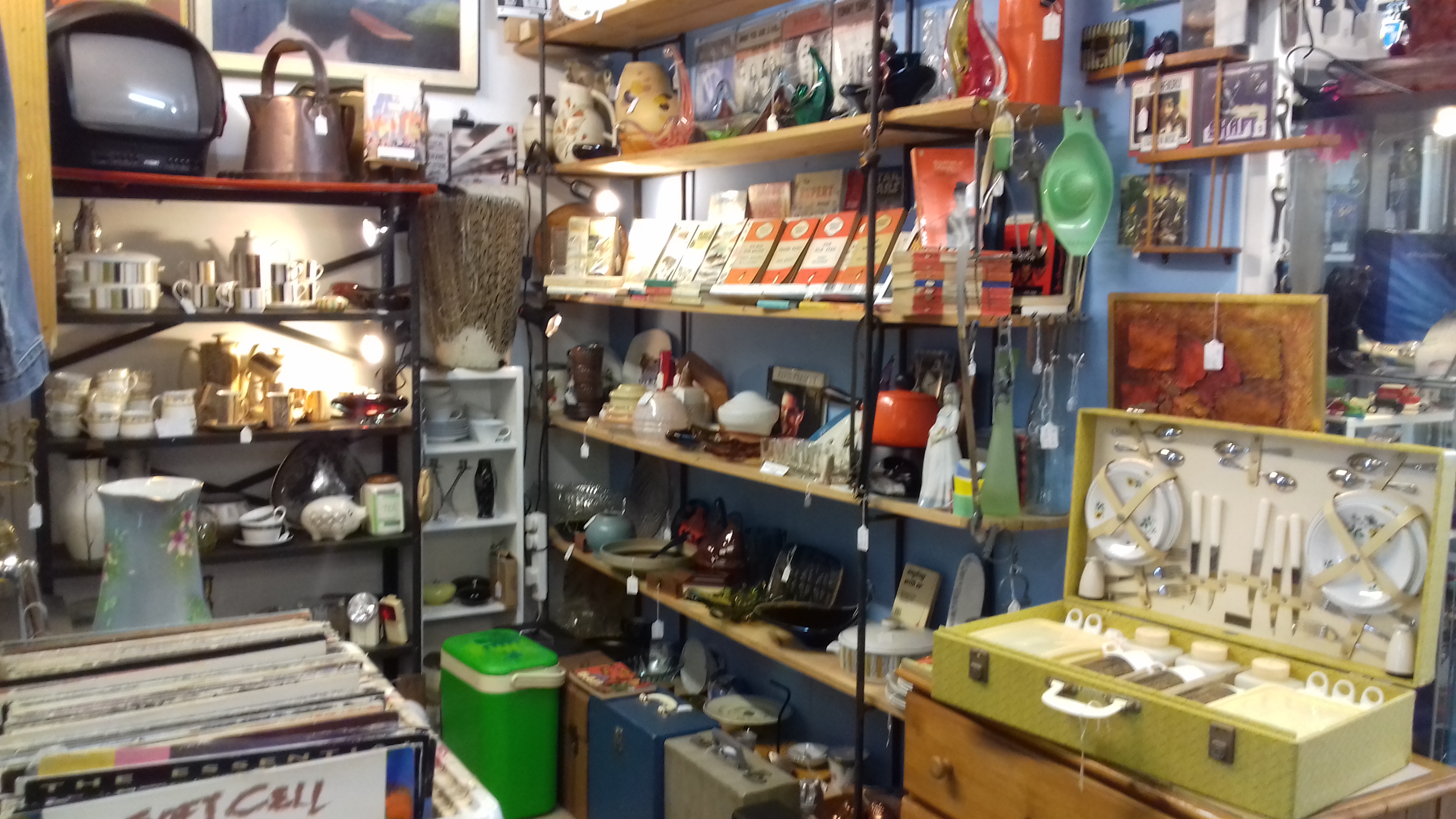 Crews Hill Vintage Emporium, Enfield, London.