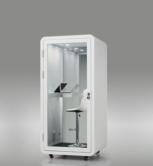 Front view of SoloPod with tempered glass door closed.
