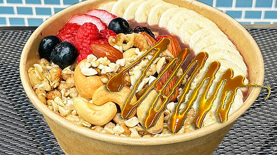 まるごとナッツキャラメルグリークヨーグルトボウル