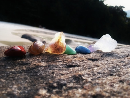 O poder dos Cristais no alinhamento dos Chakras