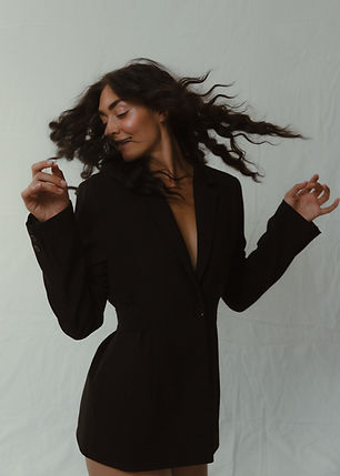 hannahmodeling1-21.jpg