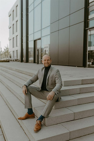 Felix Schlebusch, Moderator für Events, Messen und Galas im Ruhrgebiet — Moderation in Dortmund, Bochum, Essen und deutschlandweit