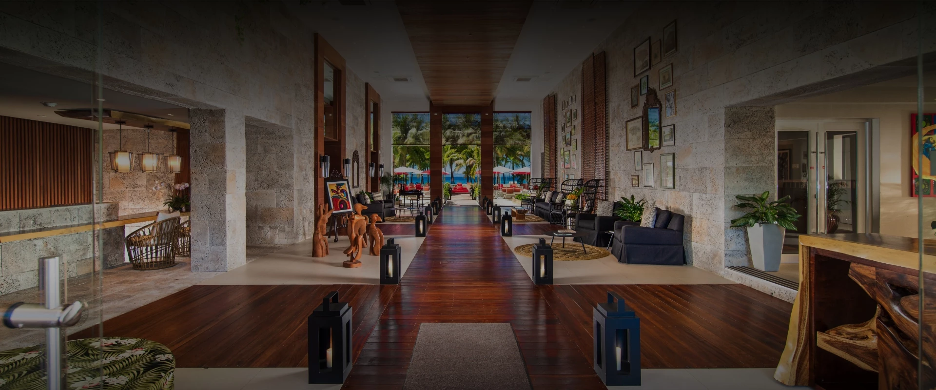 shoteljamaica-homepage-header-01-645bdfeee13cb.webp