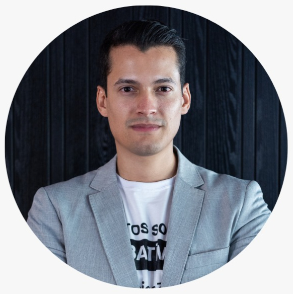 Foto do dono de agência Hugo Monteiro