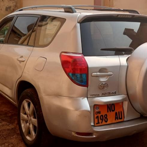 VENTE AUTO : Toyota Rav4