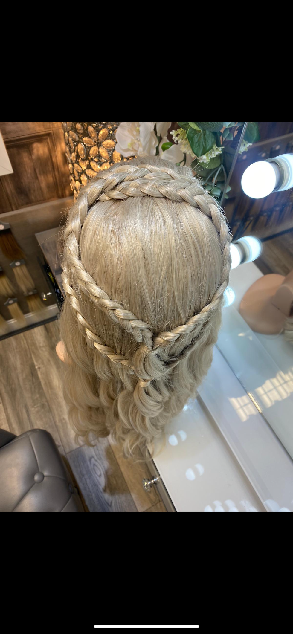 Miniatura: Silver Braided Wavy Fibre Wig