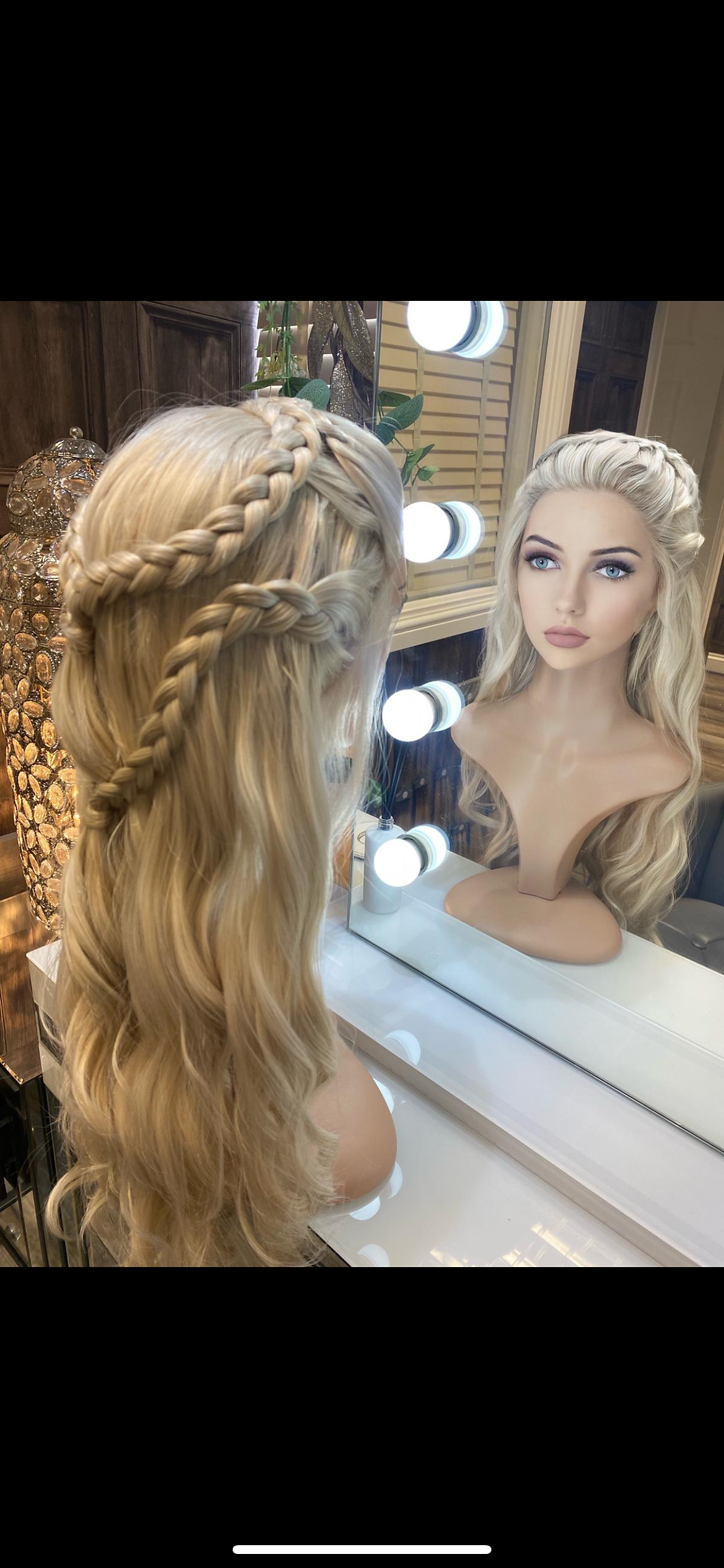 Miniatura: Silver Braided Wavy Fibre Wig