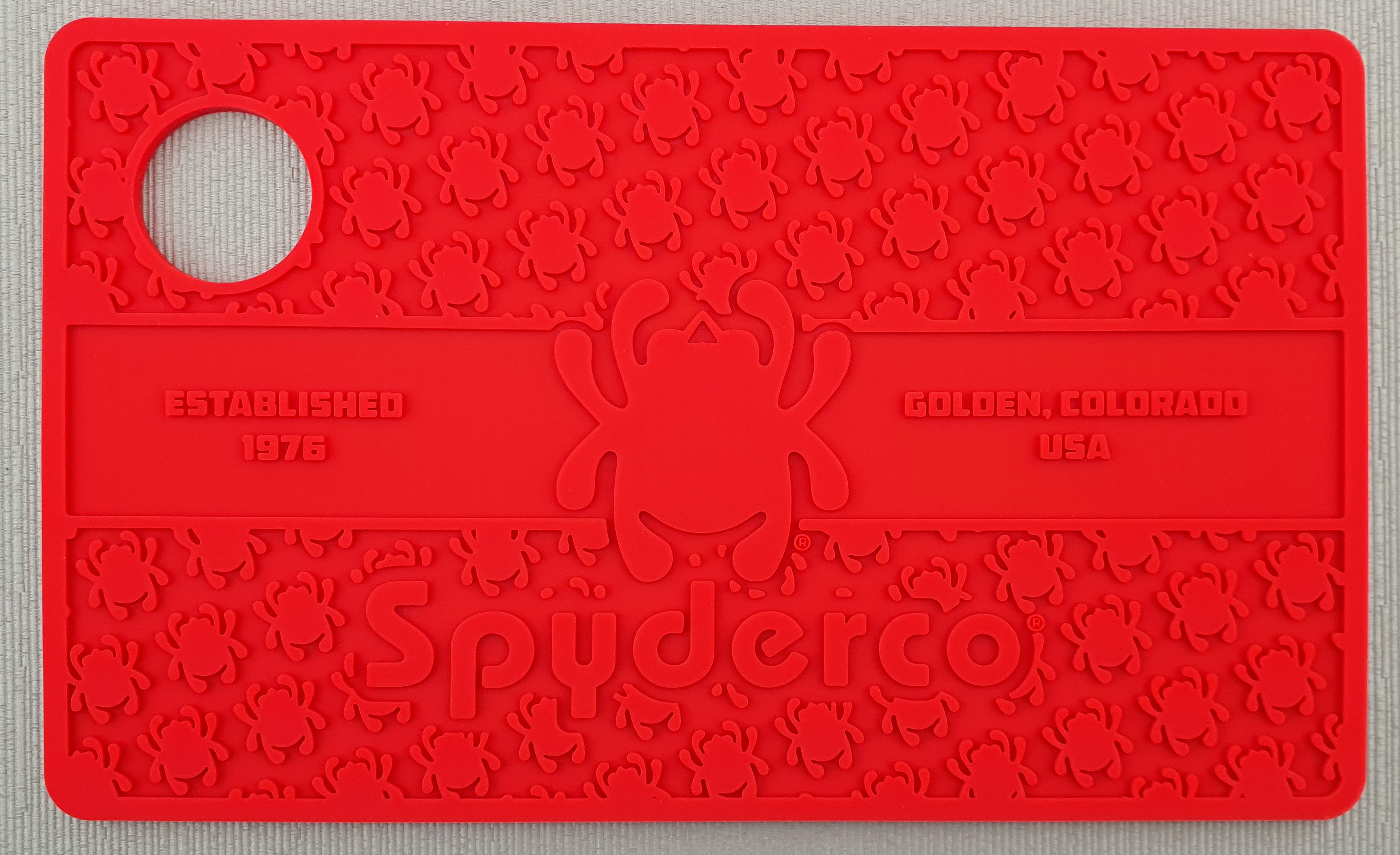 BattlBox Spyderco Mat