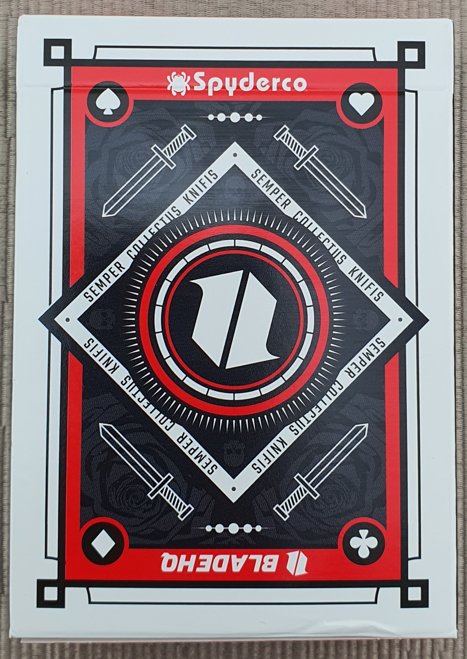 Blade HQ Spyderco cards front