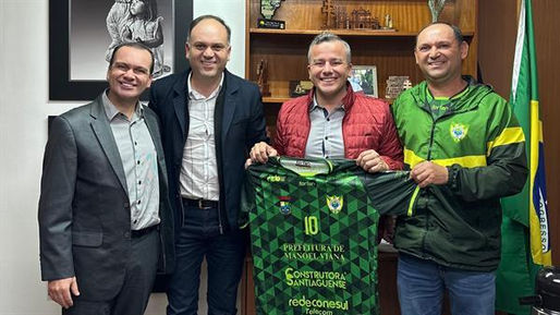 Cadó com a Associação Vianense de Futsal