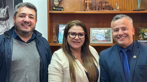 Prefeito de São Vicente do Sul, Fernando Pahim, a vereadora de Jaguari, Catina Monteiro e Dep. Tiago Cadó