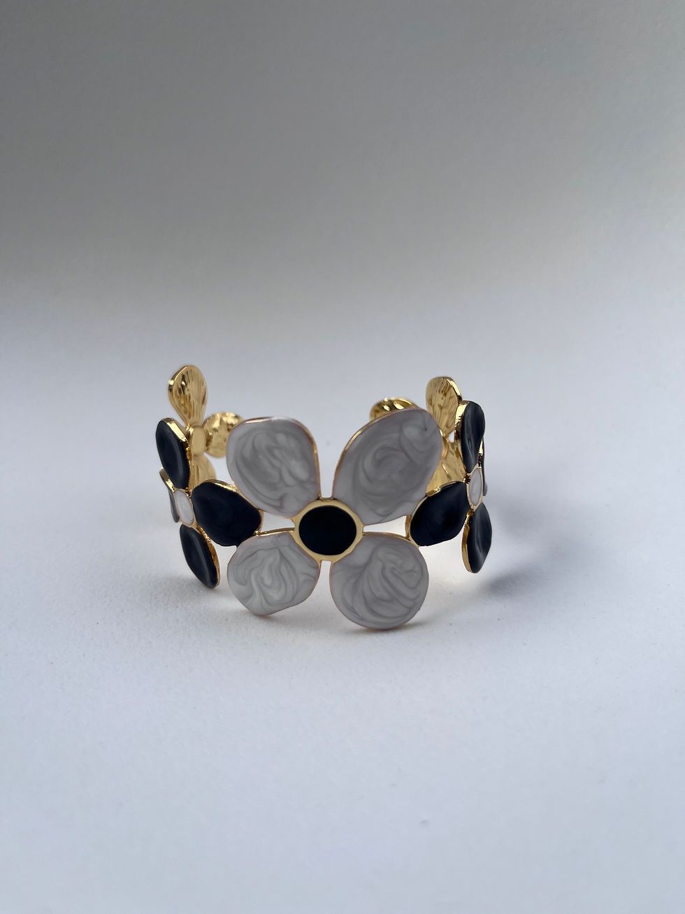 Thumbnail: Flora Cuff