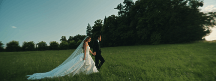Laura&Ellery.gif