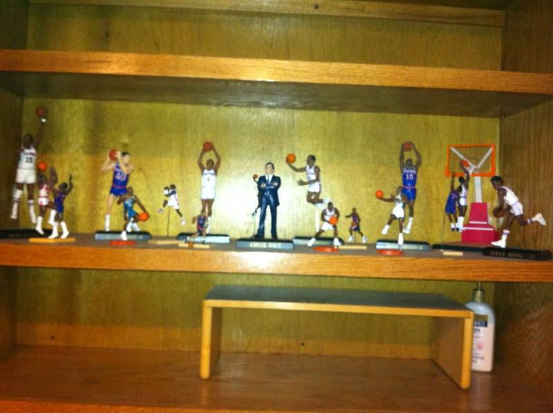 Detroit Pistons Flashback Friday Statues