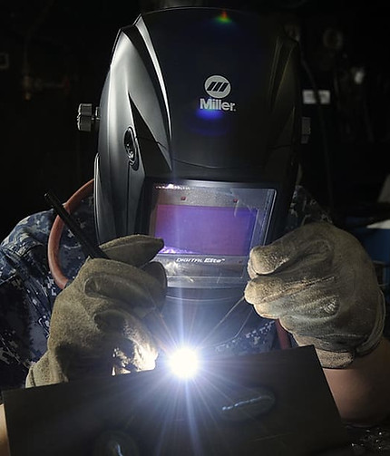 construction-worker-welding-welder.jpg