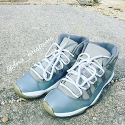 Jordan : Cool Grey 11s