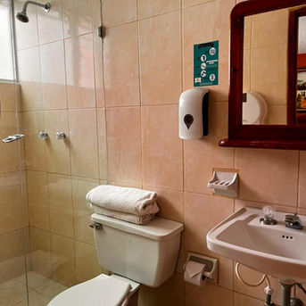 Doble Colonial Standar