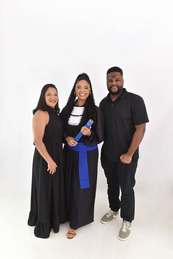 ensaio de formatura em estúdio Juiz de Fora
fotos de formatura individuais em estúdio
estúdio para fotos de formando