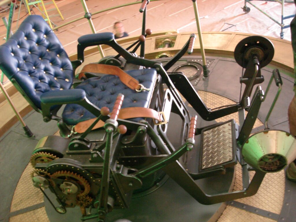 Gullivers Travel Chair made by Impulse POP