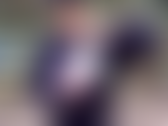 3MB hunt for Easter Eggs in the woods.