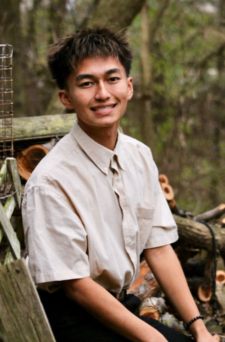 Keebtxuj Xiong selected for Morris Scholars Award at the University of Minnesota Morris