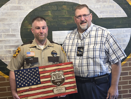 Deputy Blum receives Green Bay Packers Protect and Serve Award