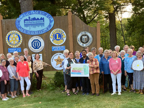 New P.E.O. sign at Sanna Park