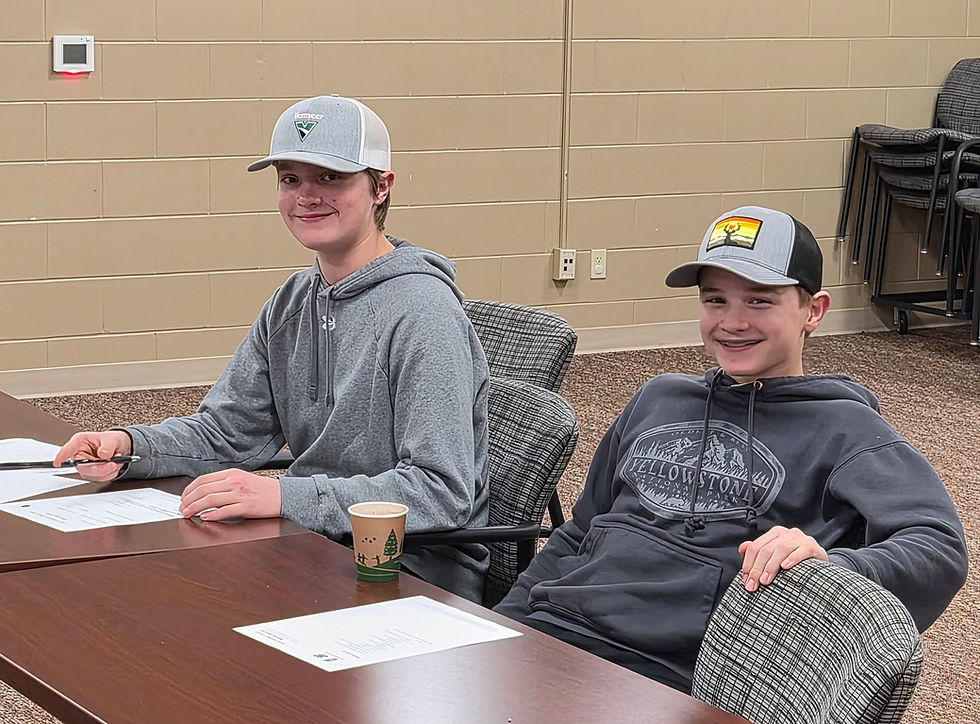 The 4-H Youth Activities Council (YAC) met recently to prepare for the Battle of the Clubs event. Pictured are Conner and Cobie Styer. Photo by Zachary Rozmiarek.