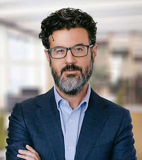 01-Attorneys-900x900-dan-abarno.jpg