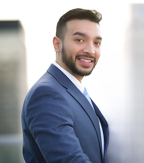 01-Attorneys-900x900-dan-abarno.jpg