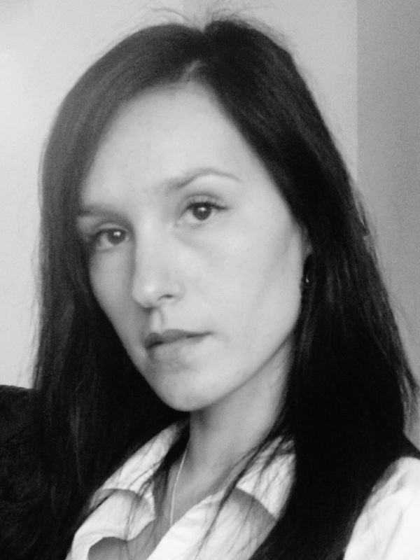 Lucia R.