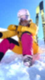 Habit ski personnalisé Corann jaune et rose, vêtements ski alpin sur mesure fabrication québécoise