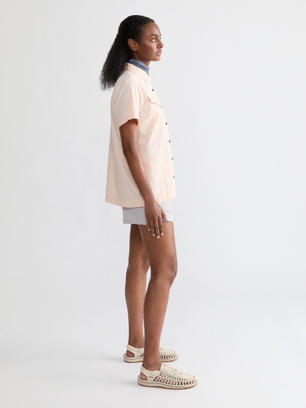 サムネイル： Klattermusen Syn SS Shirt W's Cream Rose (Klattermusen 2025)