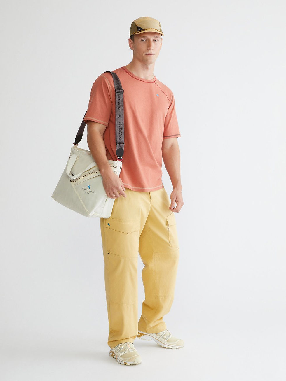 섬네일: Klattermusen Nagelfar Bag 17L Raven OZ