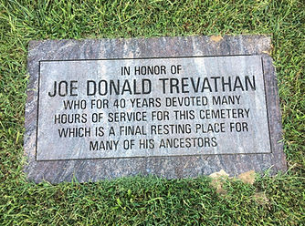 Joe Donald Travathan memorial stone.JPG