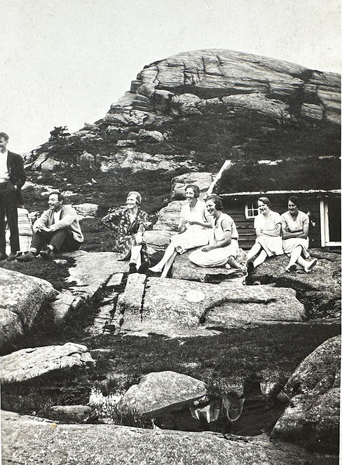 b75 Seterkos på berget. Arkiv Erling Birkeland.jpg