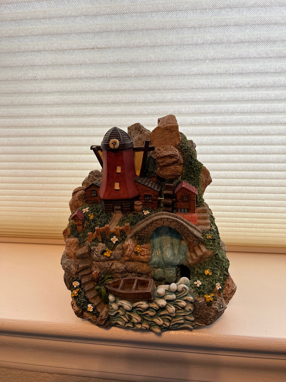 Thumbnail: Waterfall Rock 