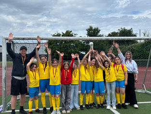 Sieg für die Fußball-Mädchenmannschaft