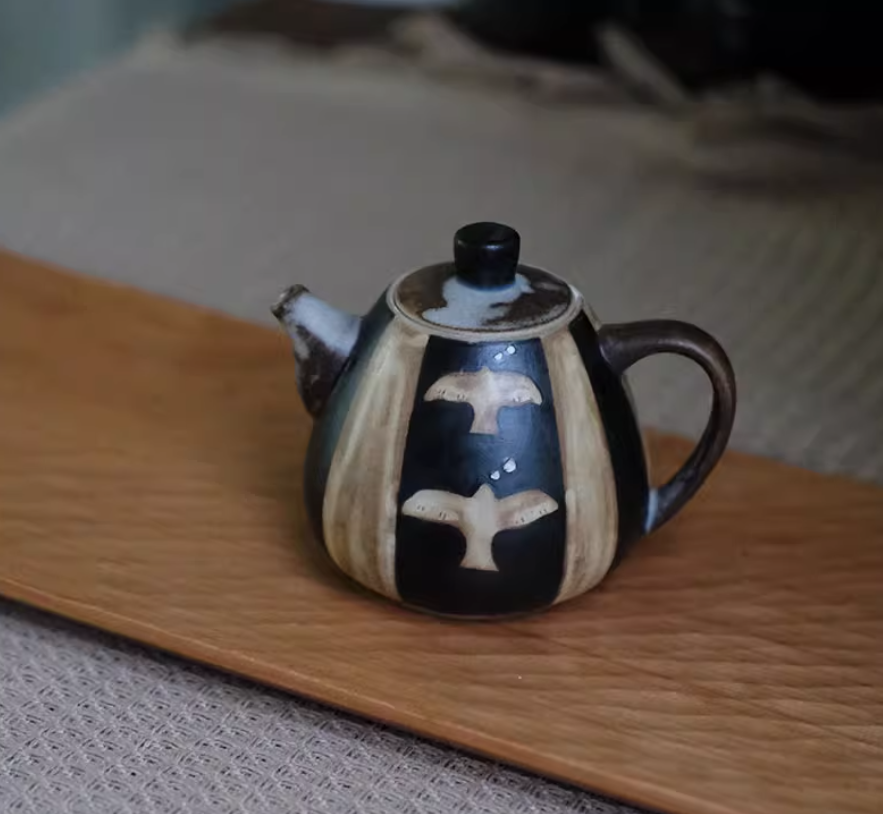 Kawatani River Valley Bird Teapot (120ml)
