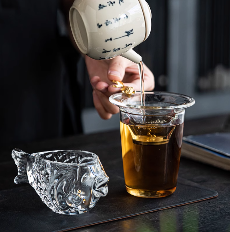 Thumbnail: Premium Puffer Fish Glass Tea Strainer