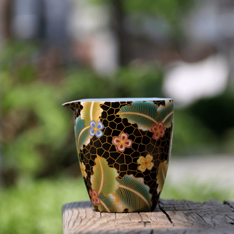 Thumbnail: Tropical Adventure Gaiwan (220ml)
