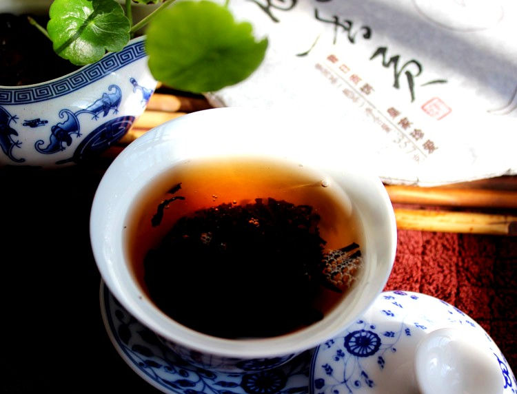 Thumbnail: 2012 Menghai Aged Tree Ripe Puerh