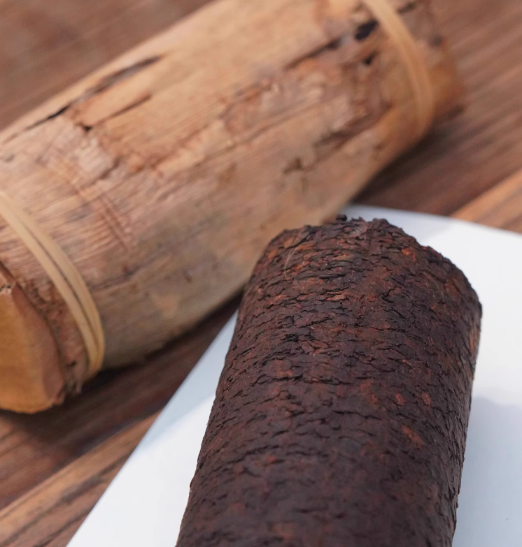 Thumbnail: 2008 Spring Iceland Ancient Tree Ripe Puerh Pillar