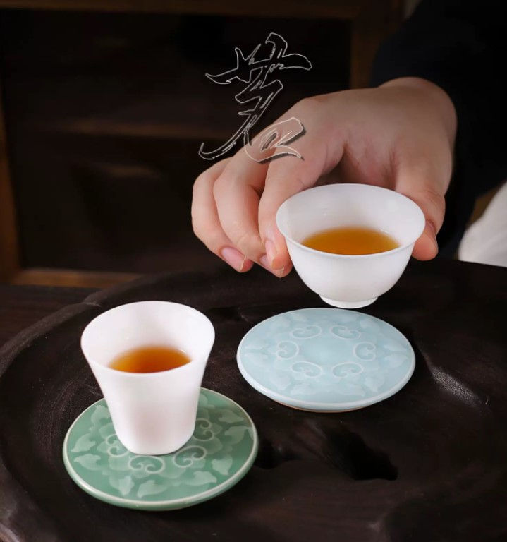 Thumbnail: Jade Lotus Teacup Coaster