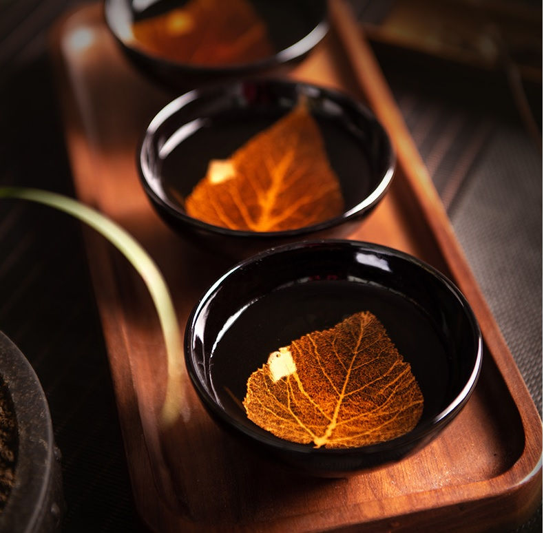 Thumbnail: Autumn Gold Bohdi Leaf Teacup