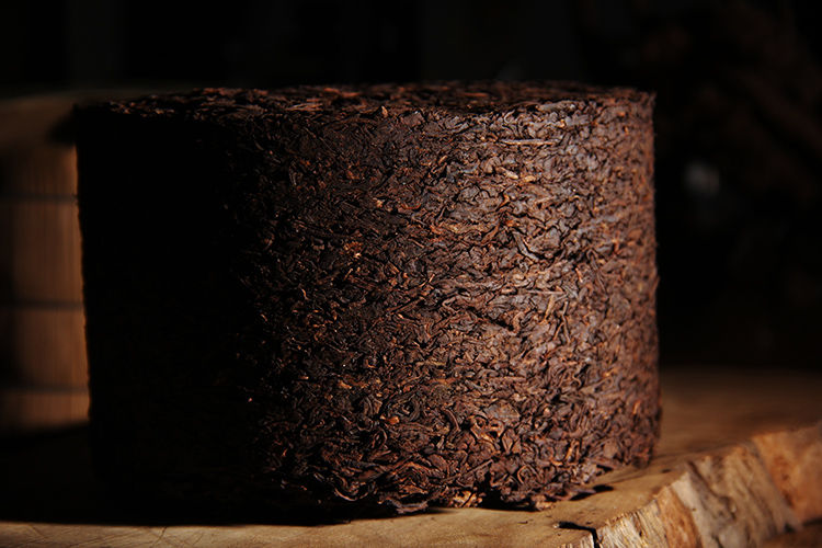 Thumbnail: 2005 Gushu Wuliang Mountain Ripe Puerh Pillar (1500g) - Infinity